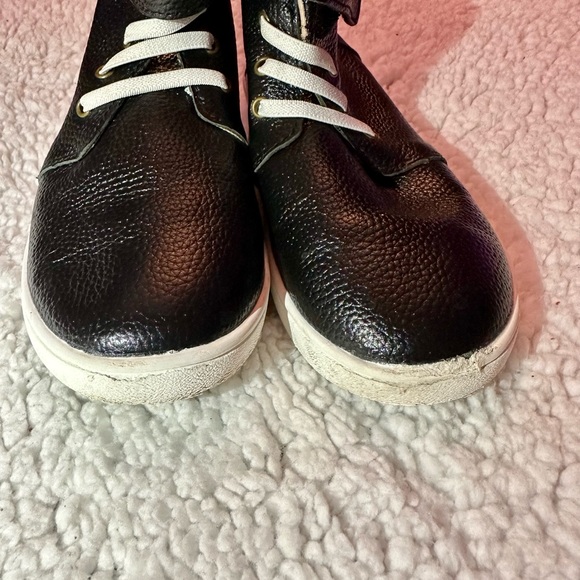 Black high tops - Picture 2 of 2